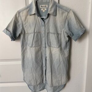 Madewell Faded Denim Short Sleeve Shirt
